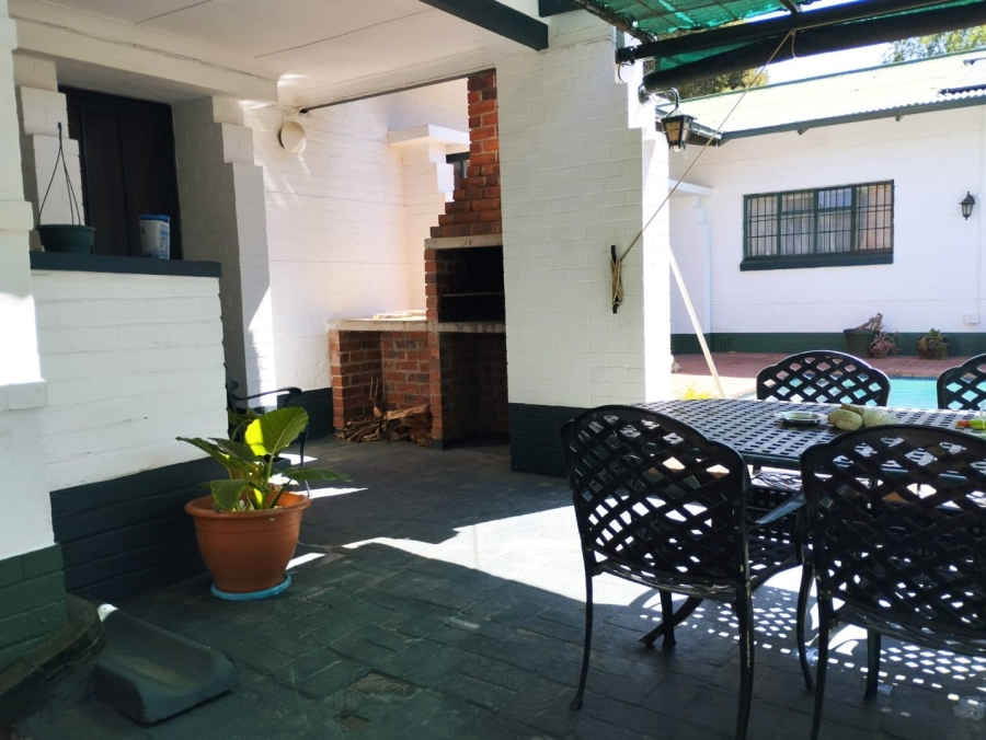 To Let 5 Bedroom Property for Rent in Waverley Free State